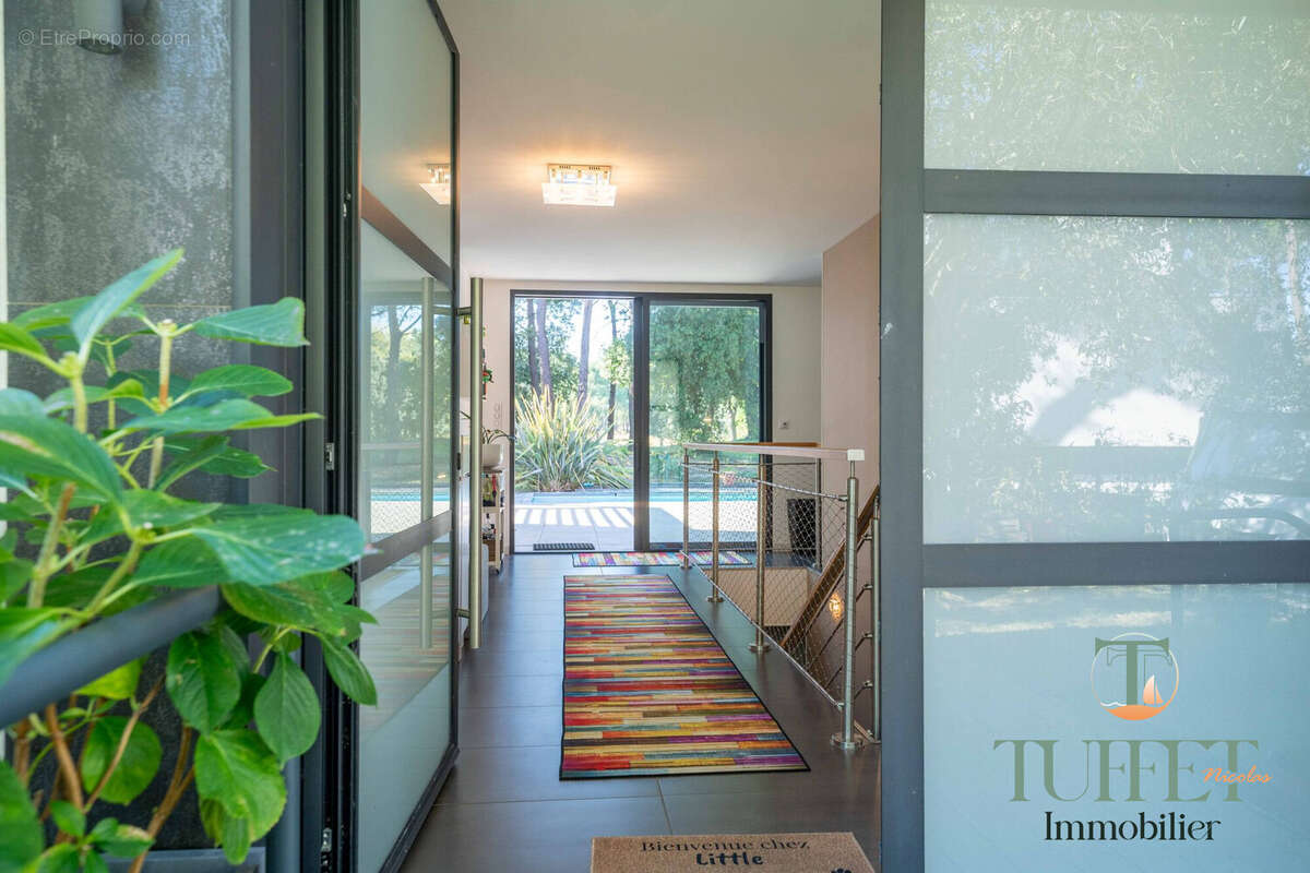 Maison à LES MATHES