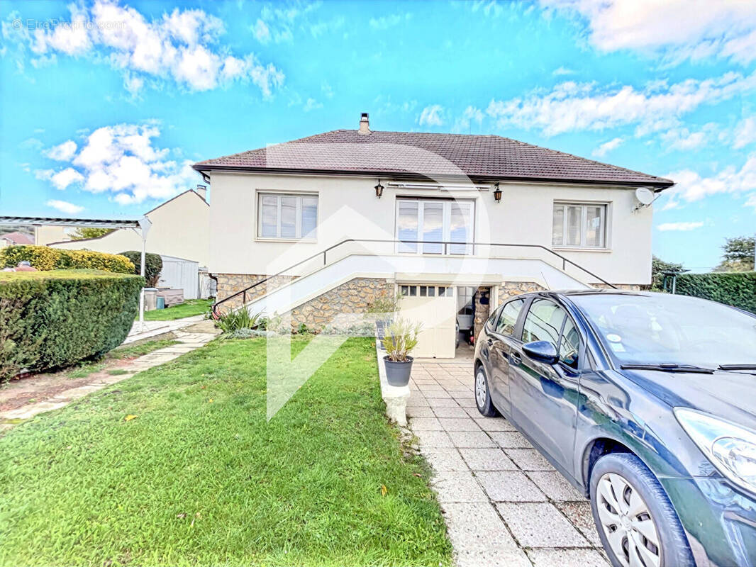 Maison à RIBECOURT-DRESLINCOURT