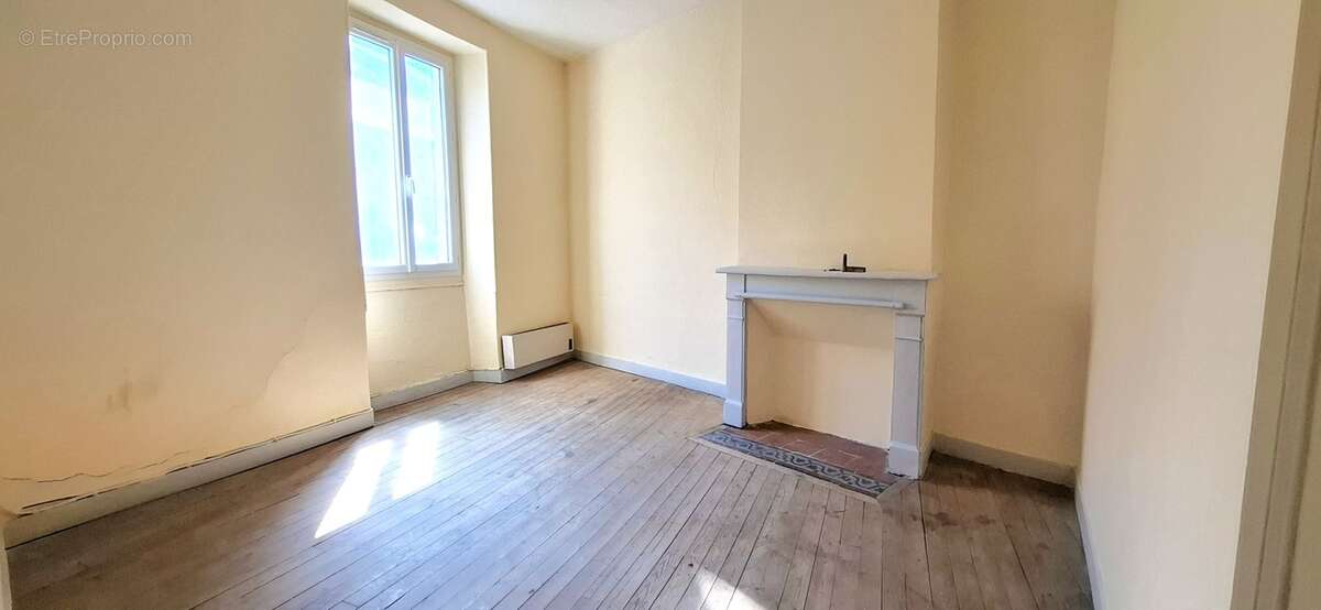 Appartement à vendre 5 pièces MONTIGNAC (24) - photo 3