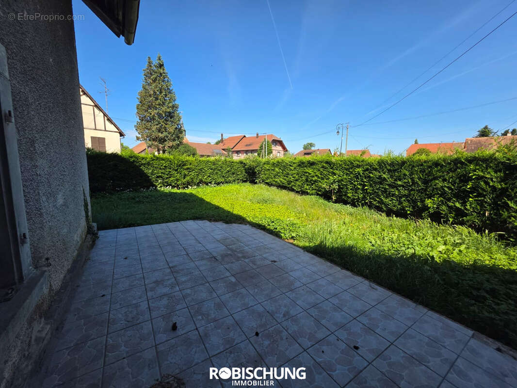 TRAUBACH LE BAS : Maison de 187 m2 avec dépendance - photo 9