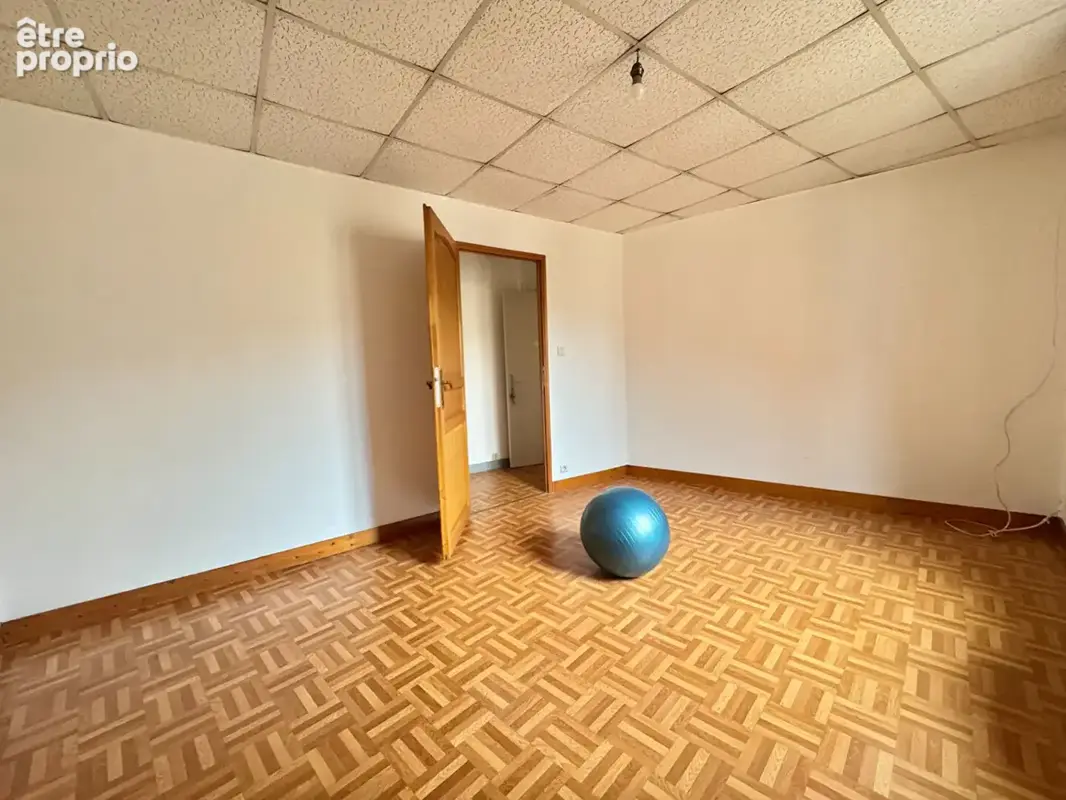 À vendre - appartement t2 à nonancourt - photo 3