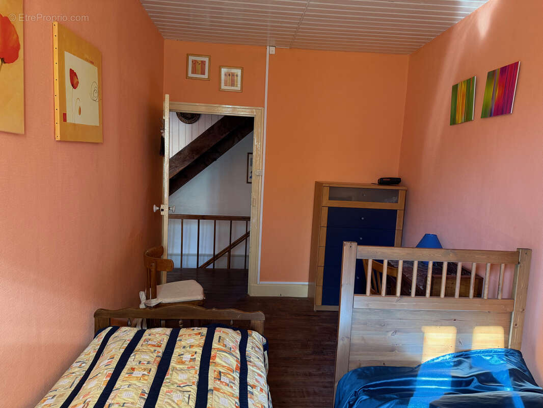 Maison à GOUTTIERES