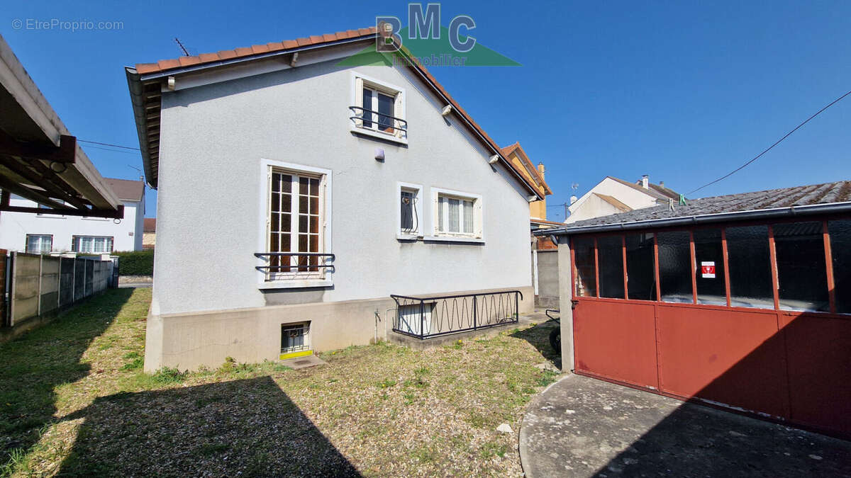 Maison à LE PLESSIS-BOUCHARD