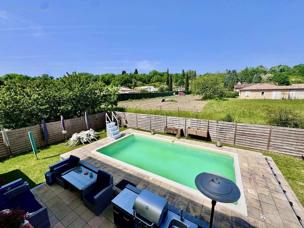 Appartement à LA SAUVETAT-DU-DROPT