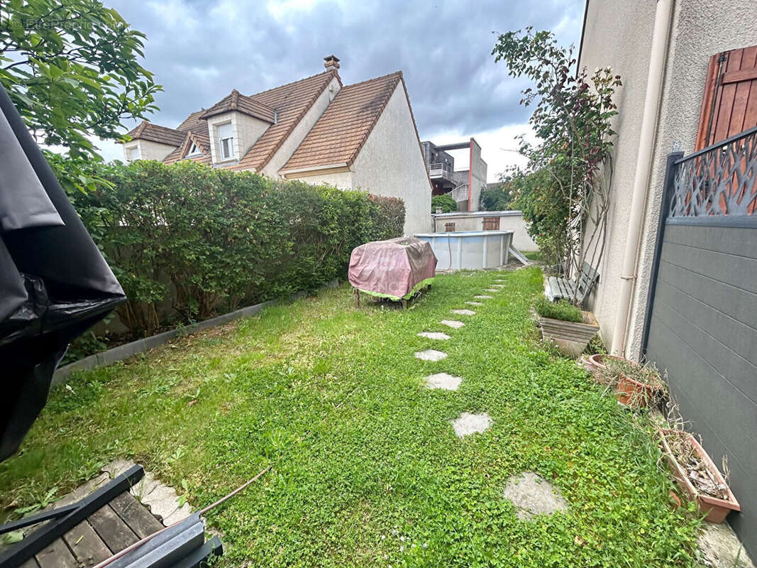 Maison à CARRIERES-SOUS-POISSY