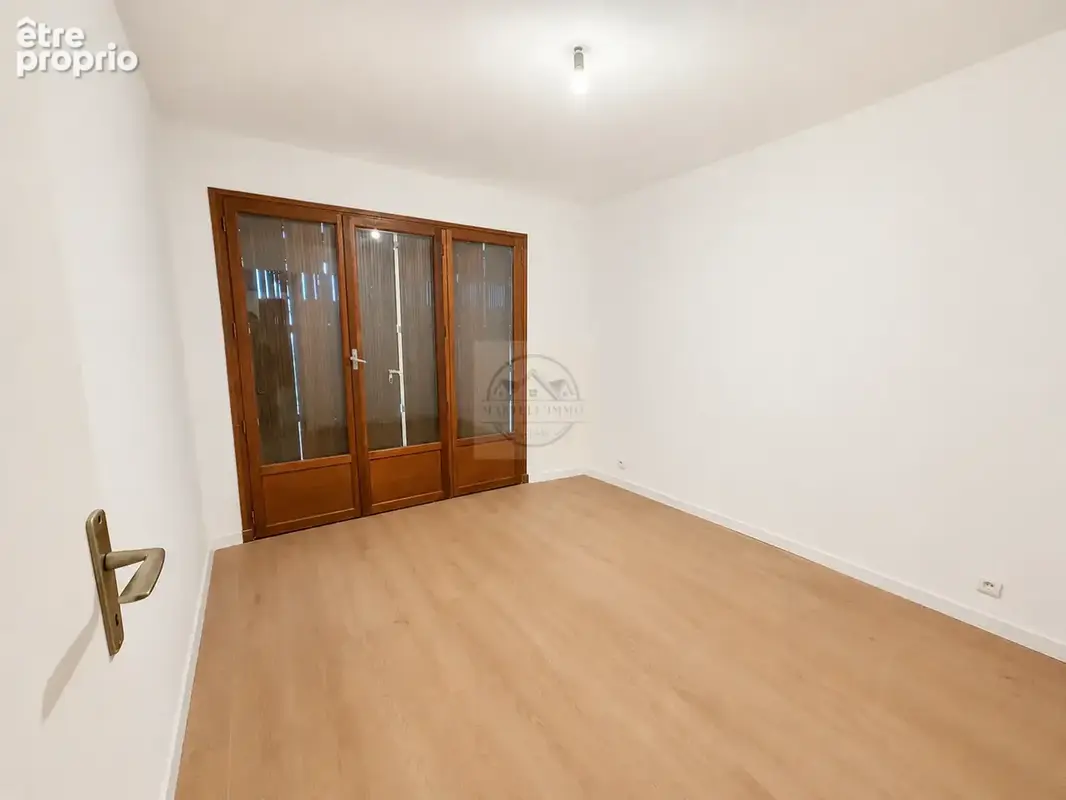 Appartement T4 traversant avec 2 terrasses et cave   Borgo - photo 13