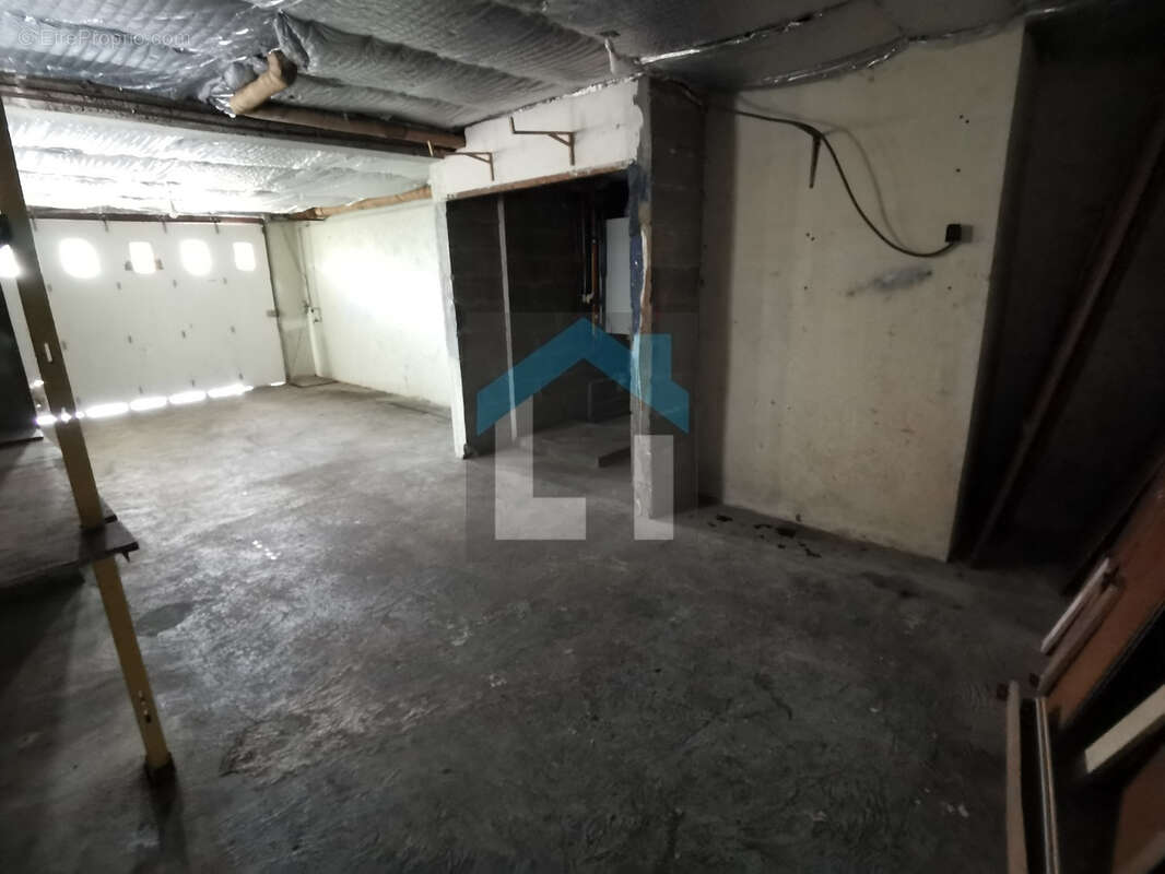 Maison à VILLEDIEU-LES-POELES