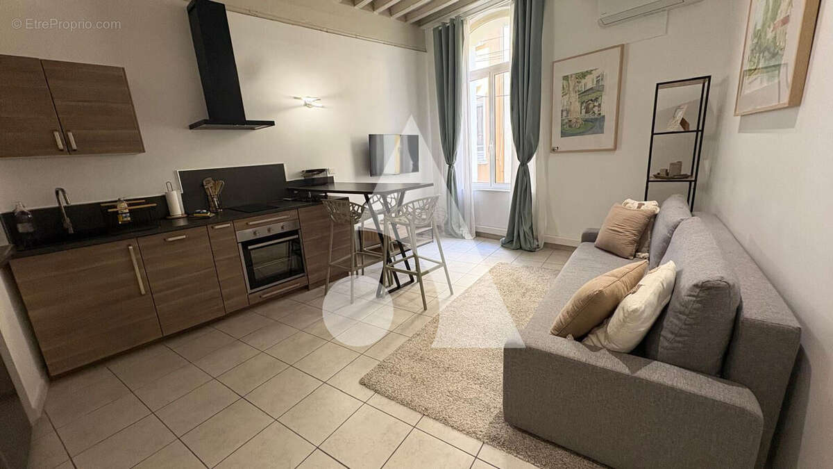 Appartement à L'ISLE-SUR-LA-SORGUE