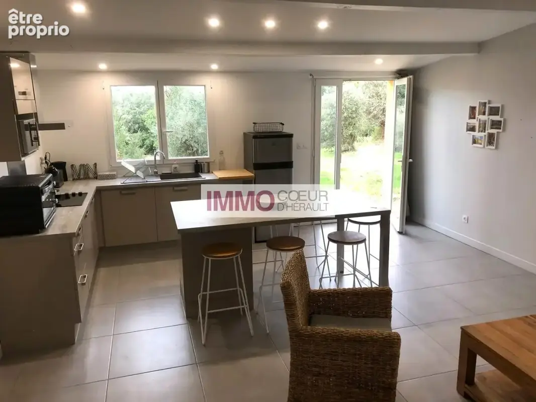 Proche de gignac propriété d'exception  plus d'1 hectare  villa + gîtes + piscine + hangar - photo 21