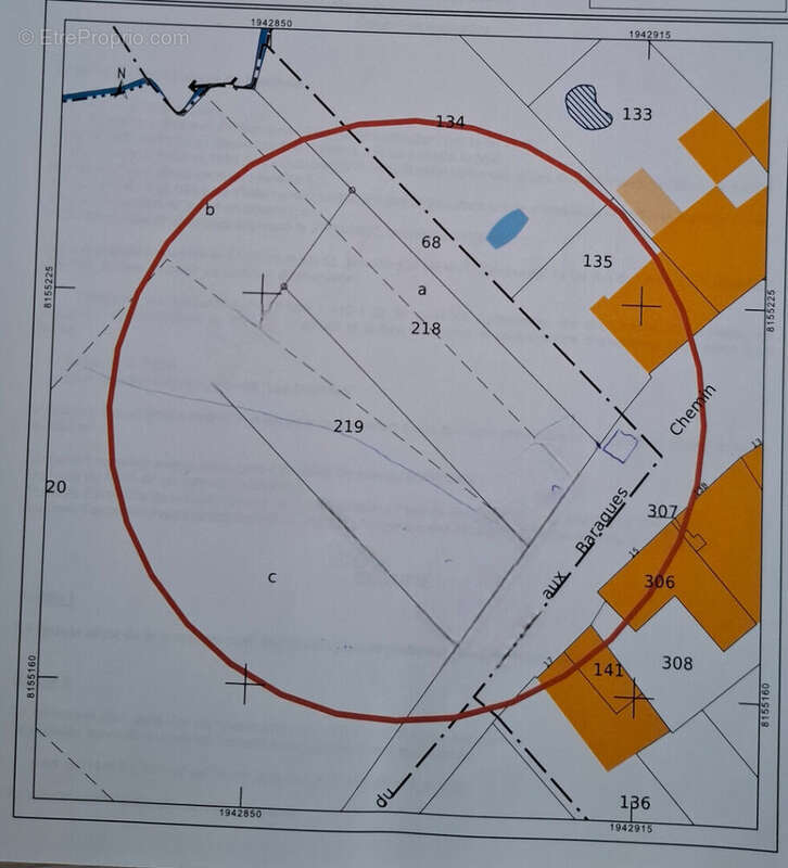 Terrain à FERRIERES