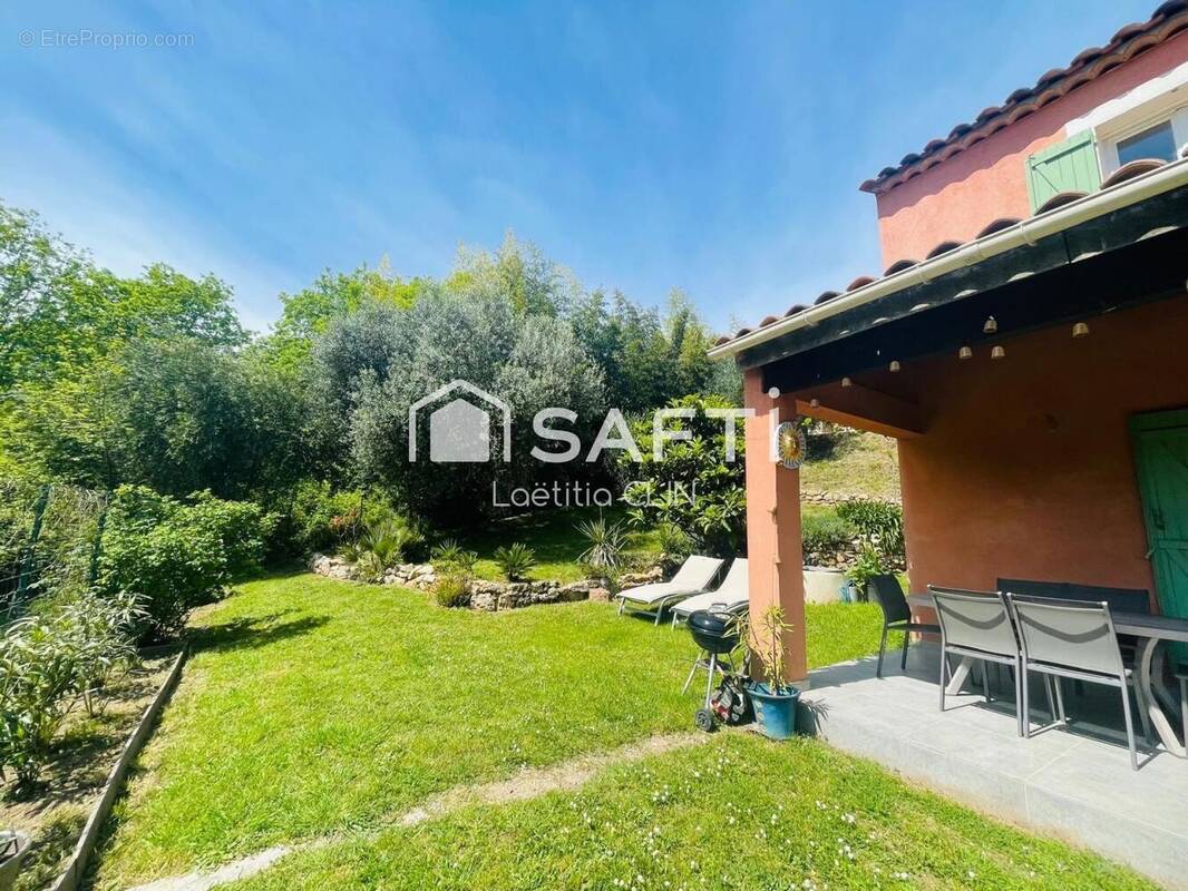 Photo 1 - Maison à BAGNOLS-EN-FORET