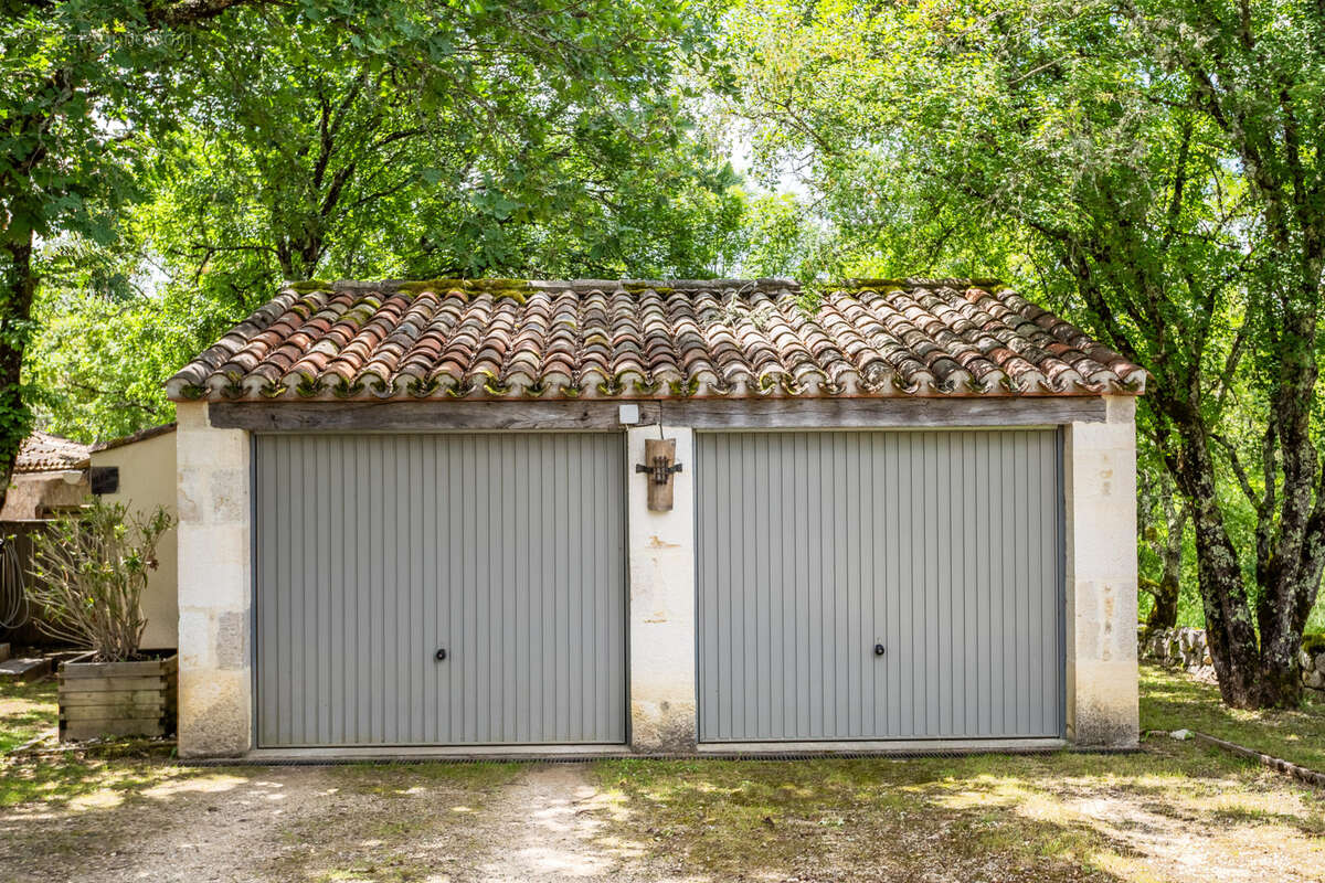 Maison à BAGAT-EN-QUERCY