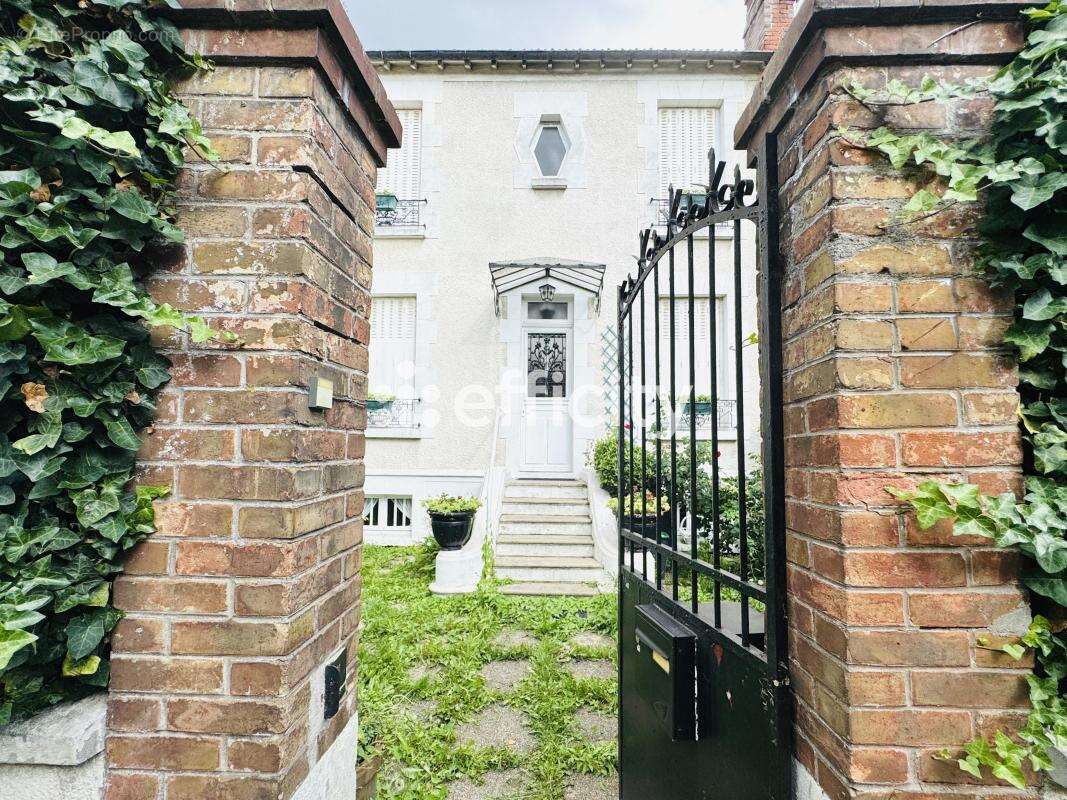 Maison à ROMAINVILLE