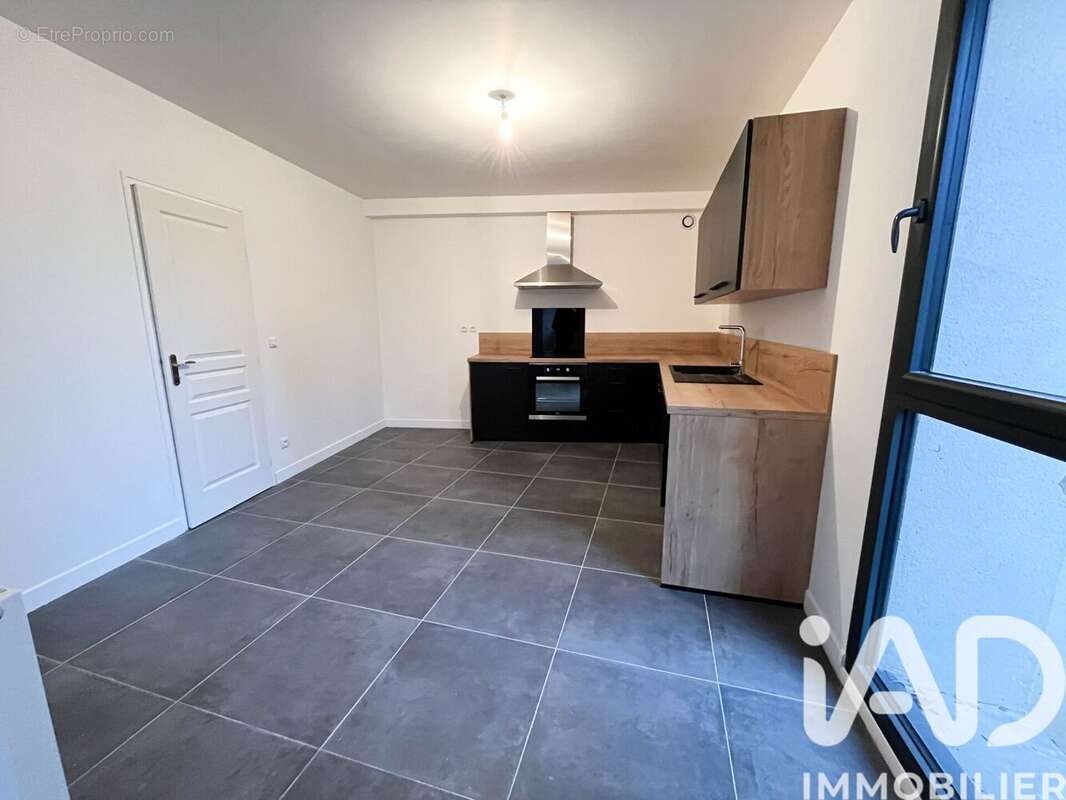 Photo 3 - Maison à MANTES-LA-VILLE