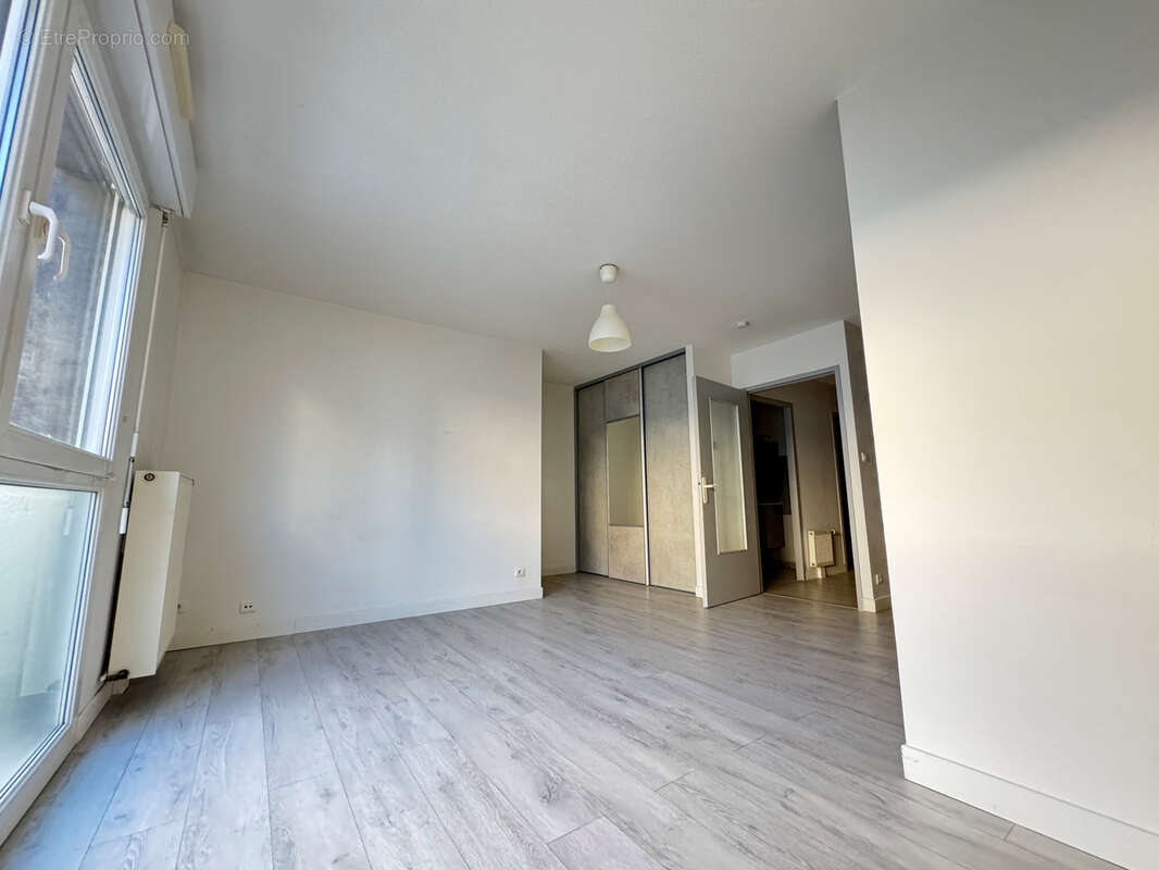 EXCLUSIF - BELFORT - Secteur Marché FRERY-  Beau T2 dans résidence de standing.(REF VB3792) - photo 3