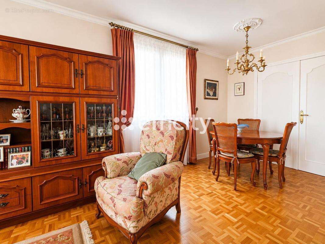 Appartement à BRY-SUR-MARNE