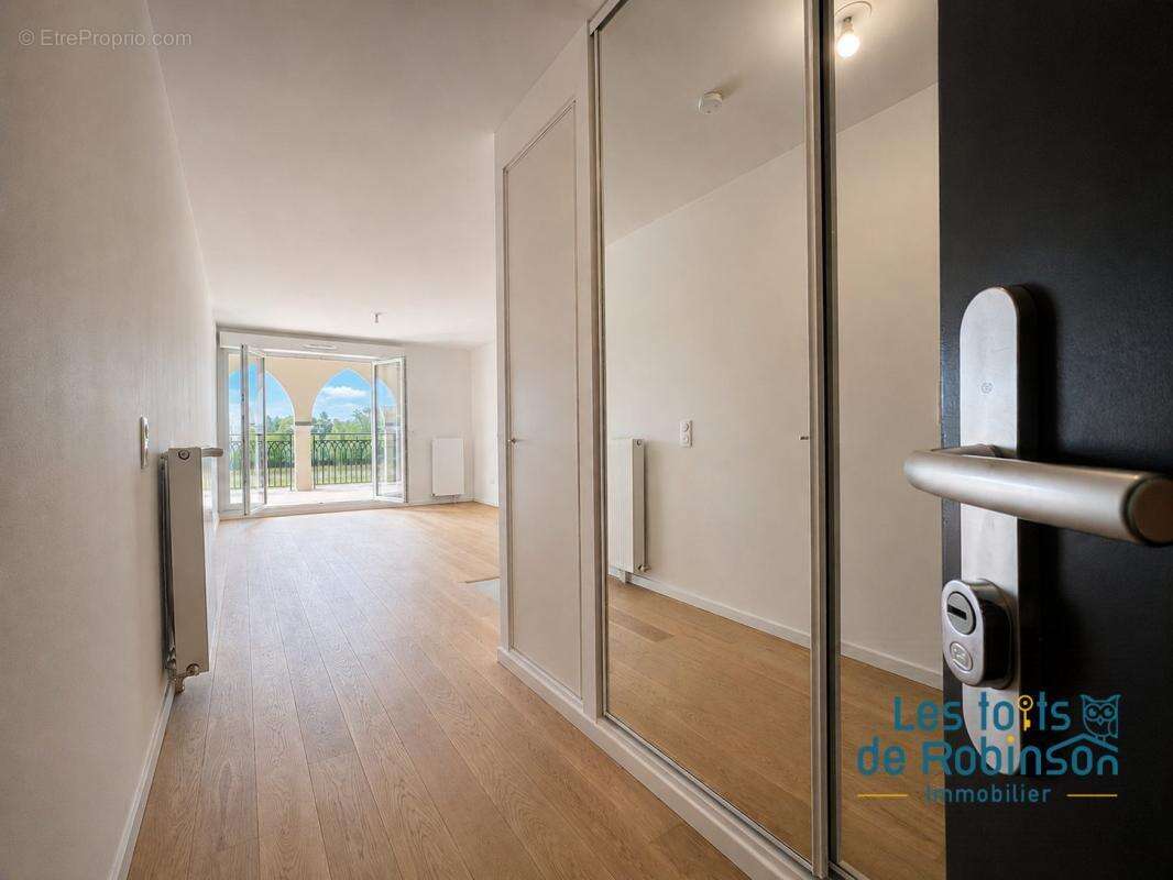 Appartement à LE PLESSIS-ROBINSON
