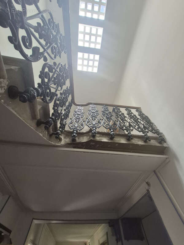 Maison de maître 290 m2 avec 7 chambres, remise et cour   Azille - photo 50