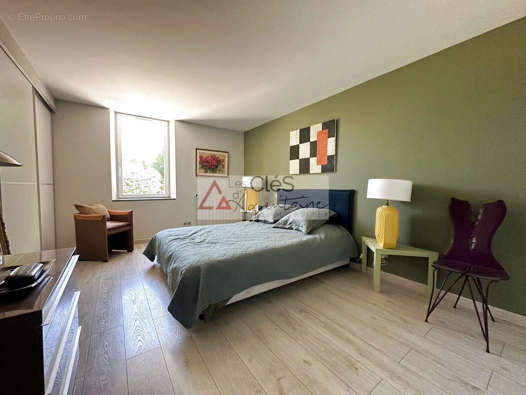 Rare Propriété 224 M2 Langon - photo 16