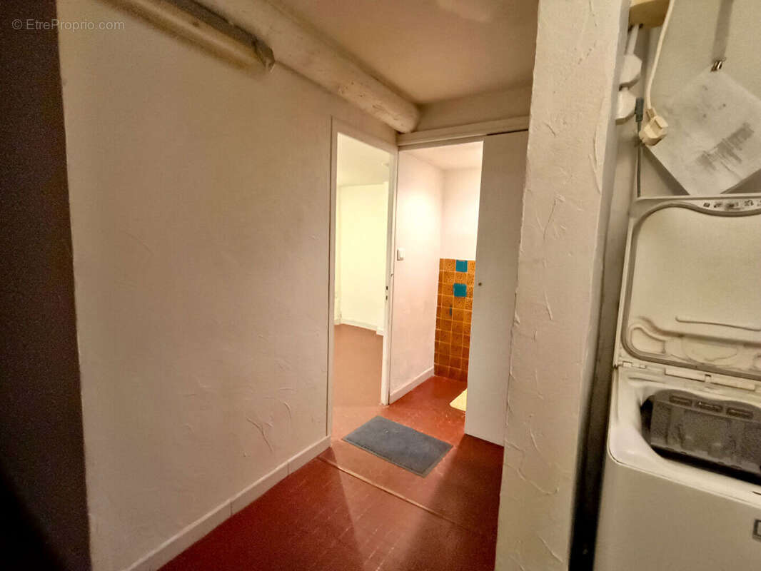 Appartement à MARSEILLE-5E