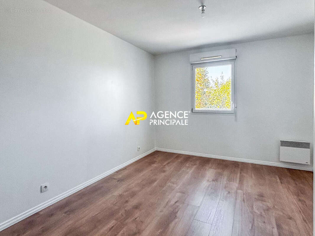 Sartrouville - La Vaudoire - Appartement 3 pièces 59.75 m² avec terrasse et parking - photo 13