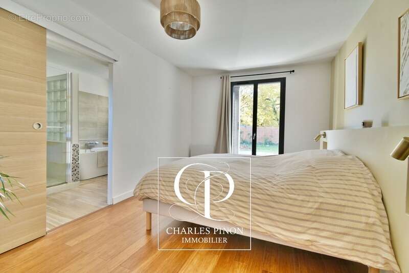 Maison à SAINT-CANNAT