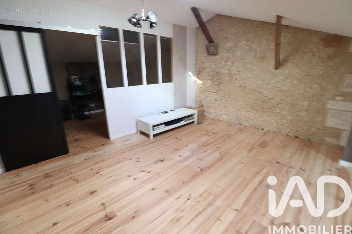 Maison 162 m² à Saint-Martin-D'ary  - photo 8