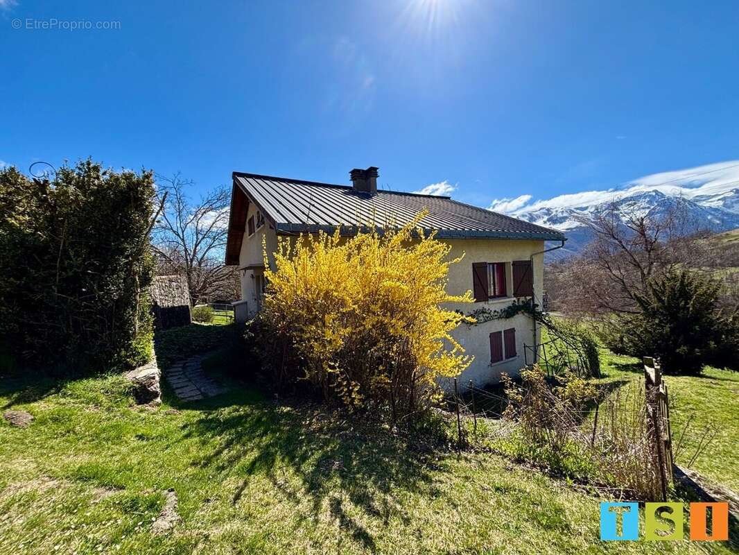 Rare! Maison dans village typique, vue panoramique exceptionnelle sur la montagne - photo 8
