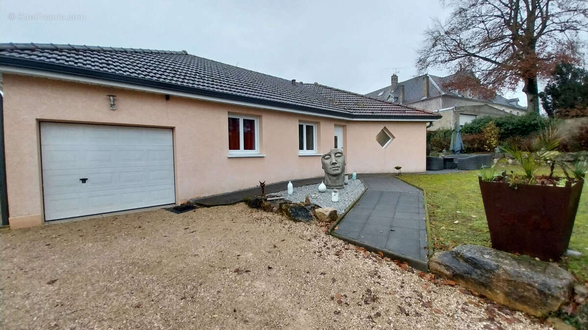 Maison à ARC-LES-GRAY