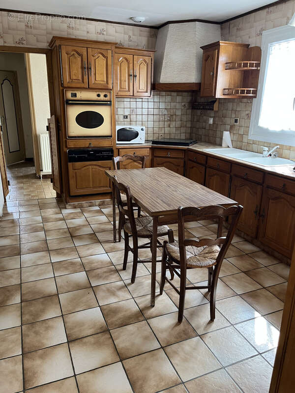 A saisir nord châtellerault dans résidence calme : beau pavillon plain-pied - photo 3