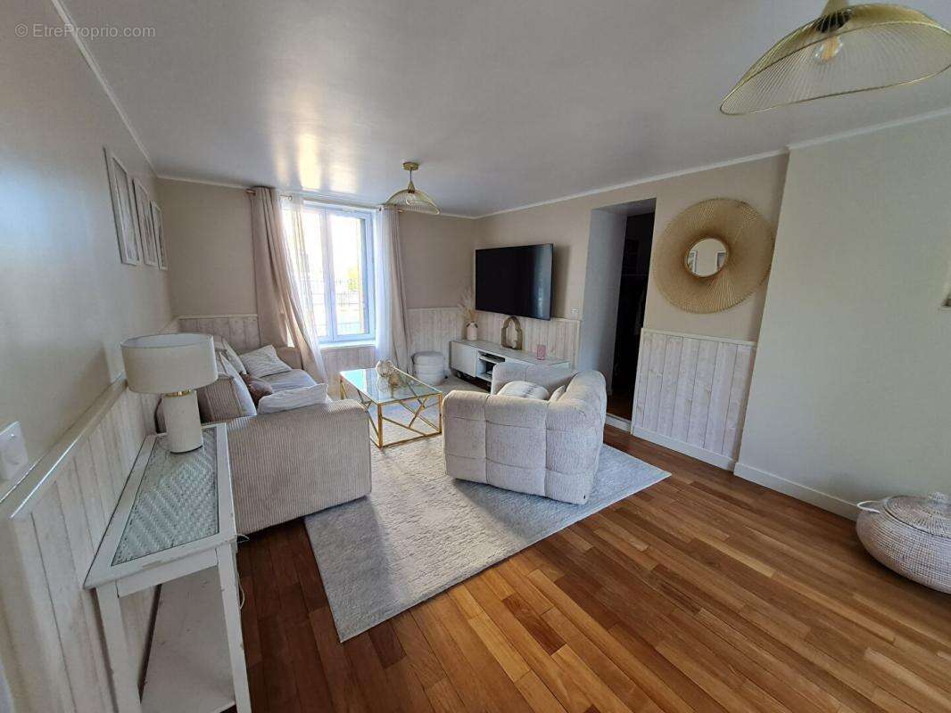 Maison à SAINT-OUEN-L&#039;AUMONE