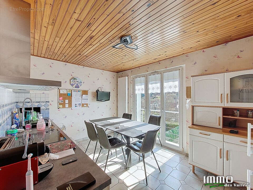 Maison à FRESSE-SUR-MOSELLE