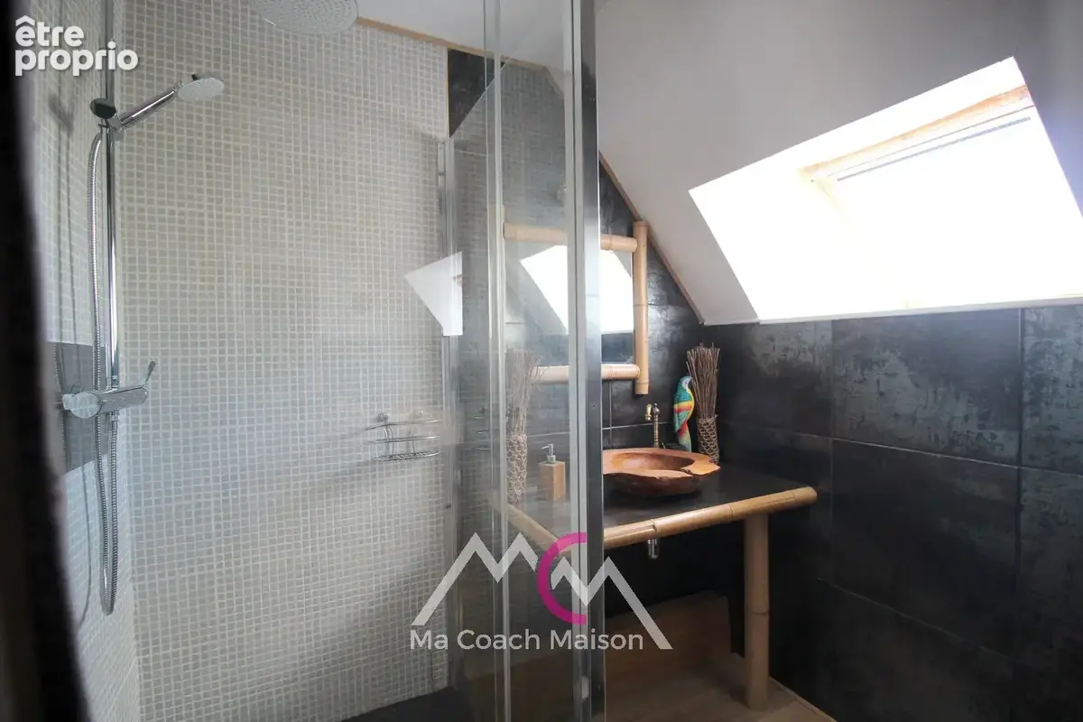 CAMPBON côté Savenay, Maison de charme rénovée d'environ 185 m2 avec piscine - photo 13