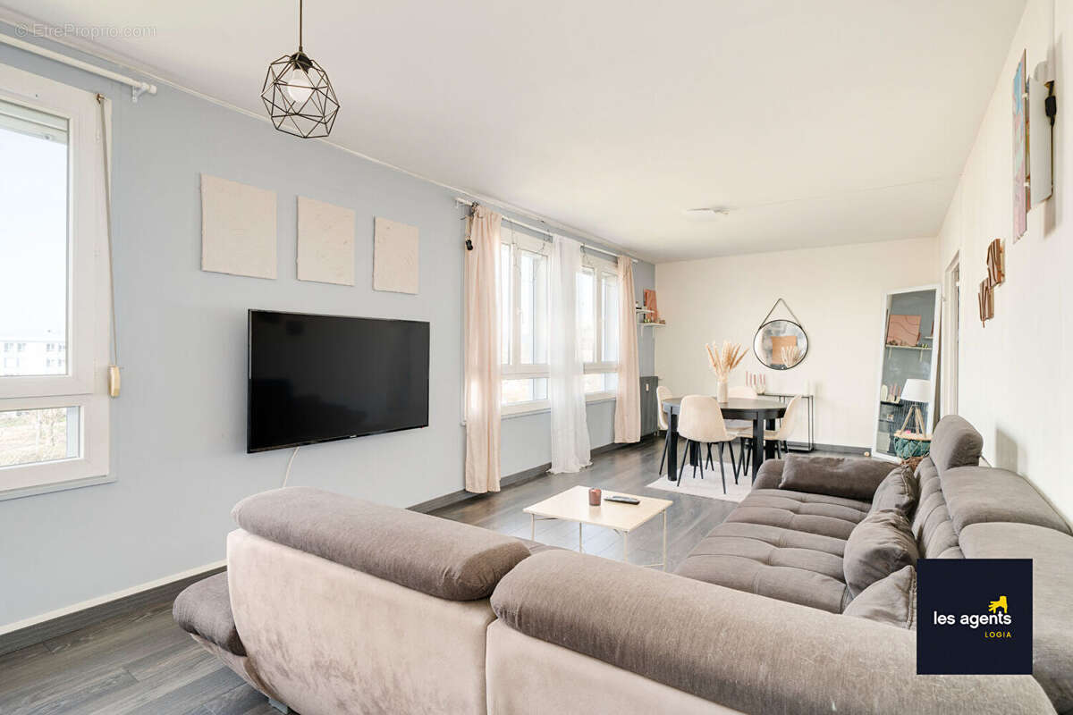 Appartement à ECROUVES