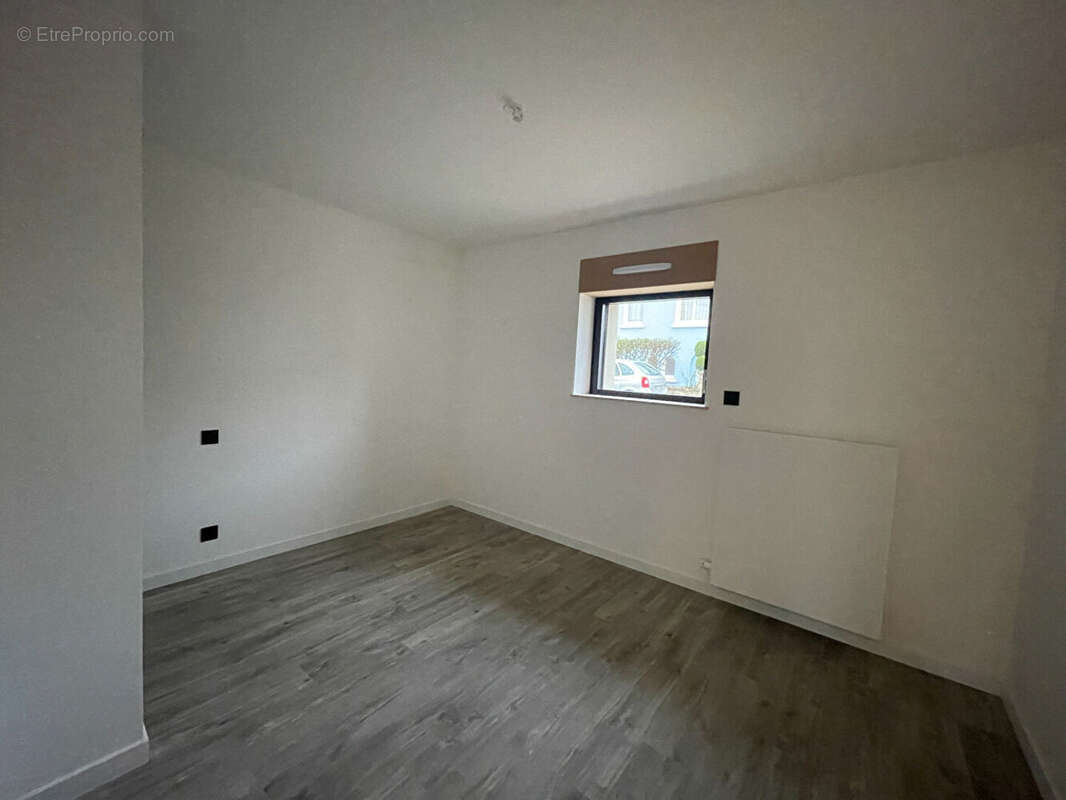 Maison à LE RELECQ-KERHUON