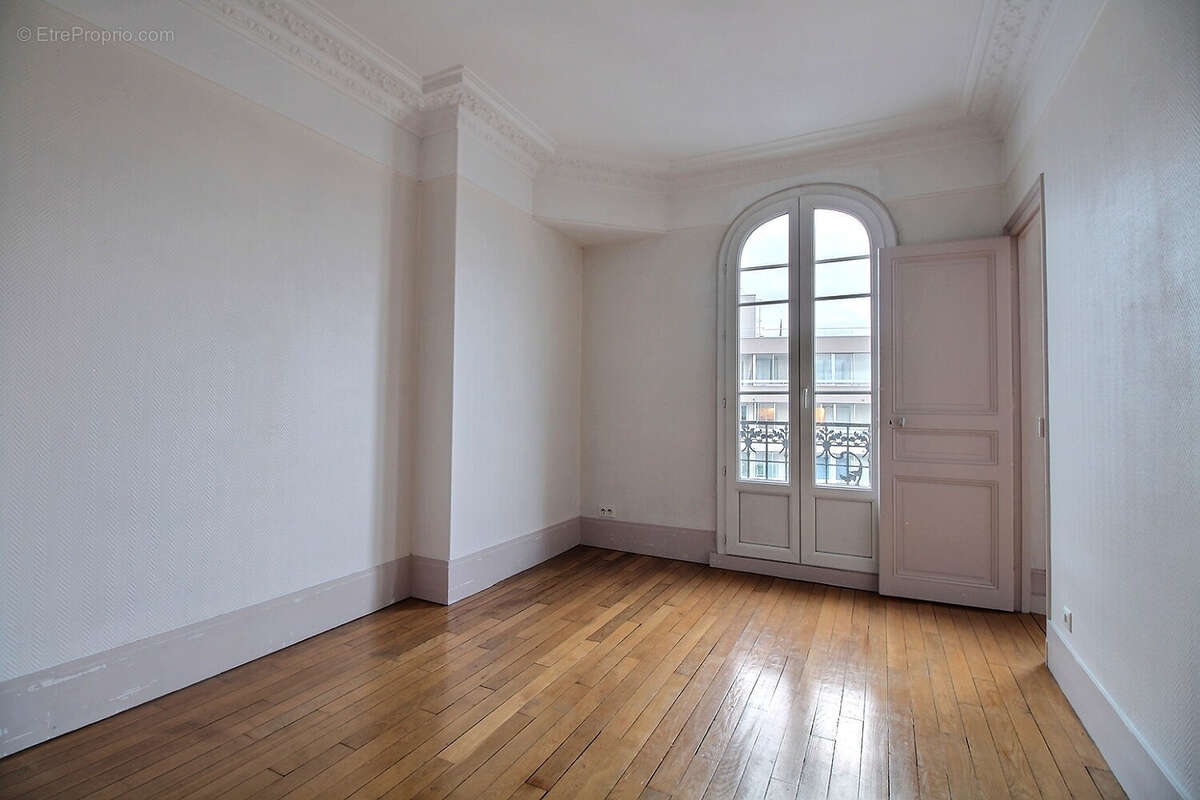 Appartement à COLOMBES