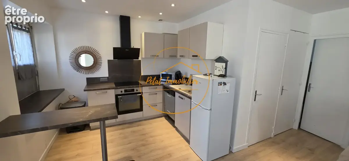 Maison avec jardin, abri de jardin et garage - photo 1