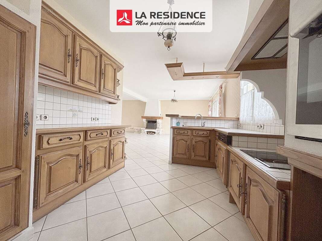 Maison à BONNIERES-SUR-SEINE