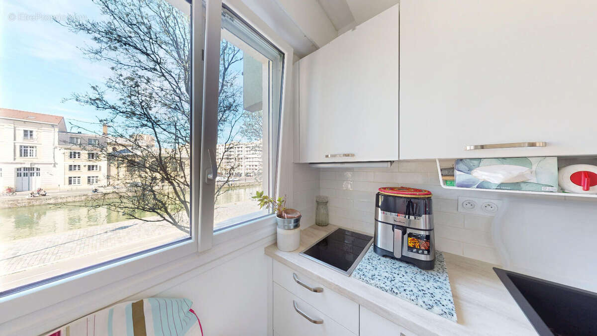 Appartement à PARIS-19E