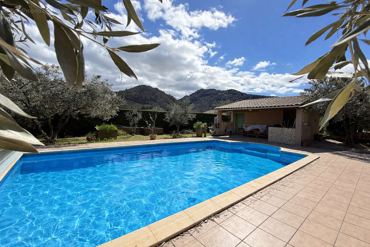 5 min de nyons - magnifique villa avec jardin et piscine - photo 3