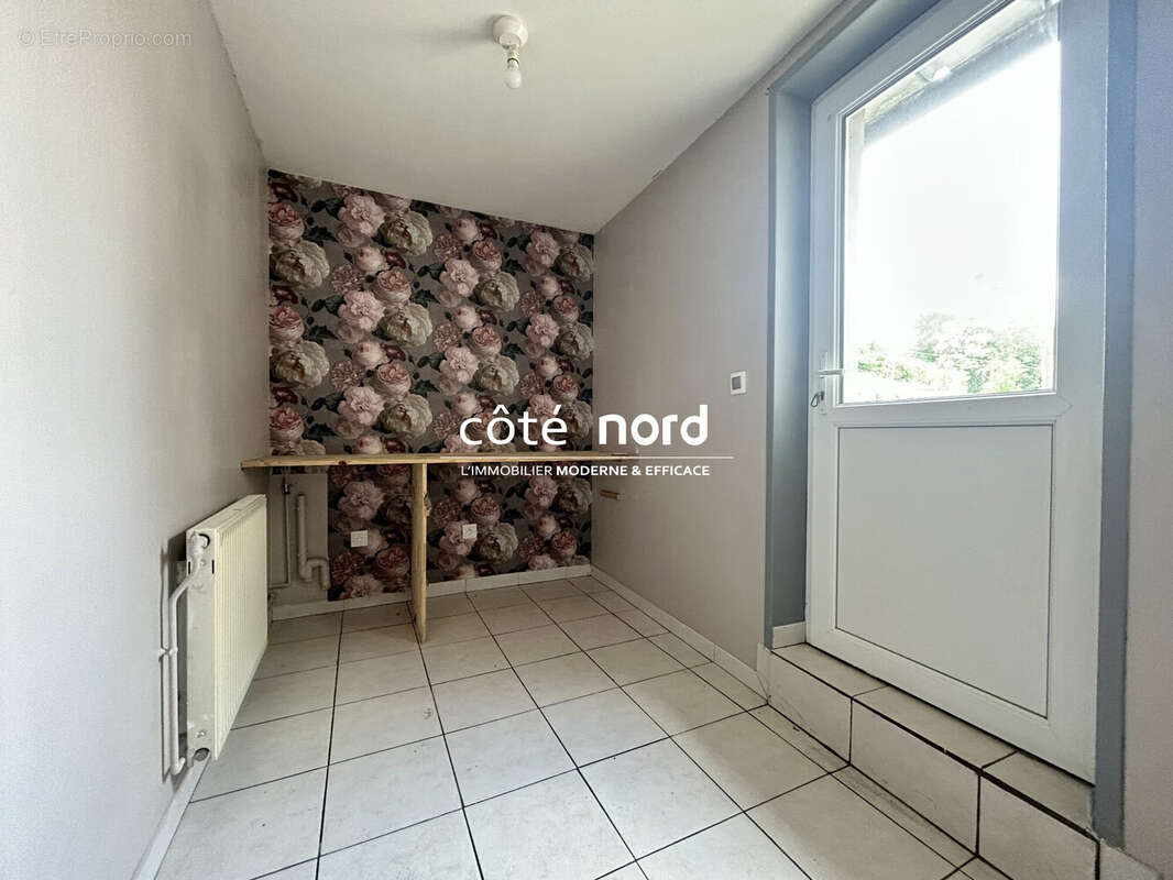 Maison à SAINT-BENIN