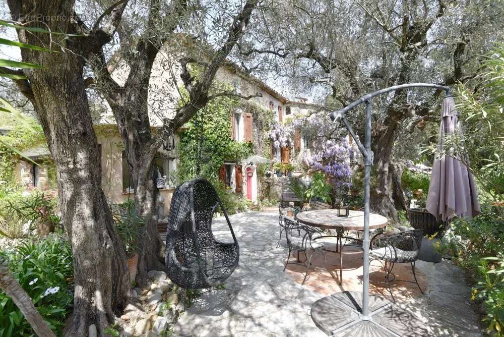 Maison à PEYMEINADE