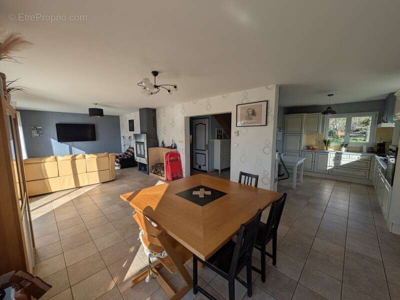 Saint tugdual maison de 110 m² 5 pièces 4 chambres avec vie de plain pied sur parcelle de 4479 m² - photo 10