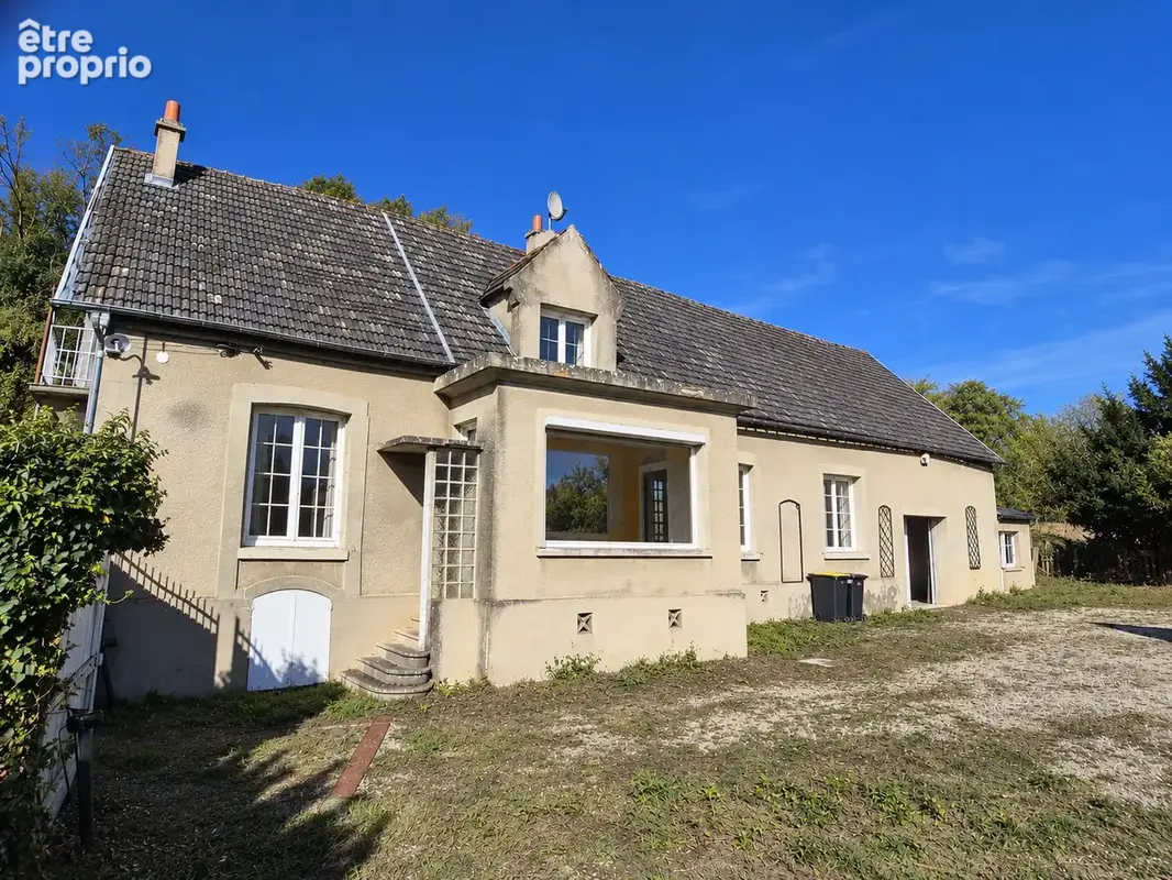 Maison à OULCHY-LE-CHATEAU