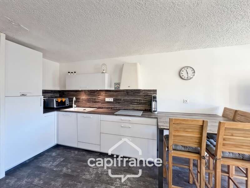Appartement à BORMES-LES-MIMOSAS