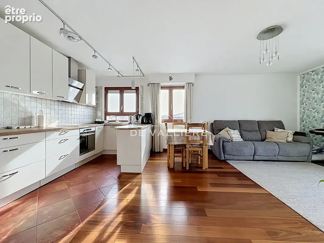 Appartement à NANTERRE