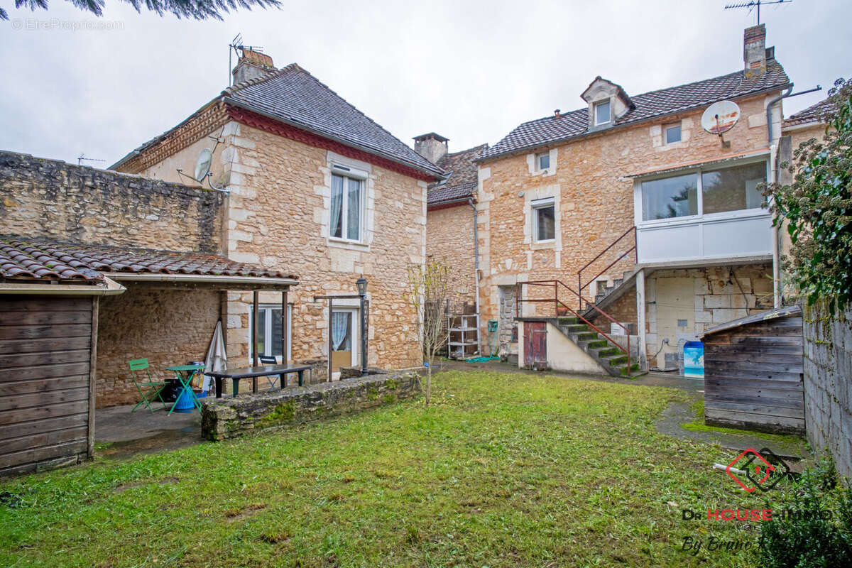 Appartement à SAVIGNAC-LES-EGLISES