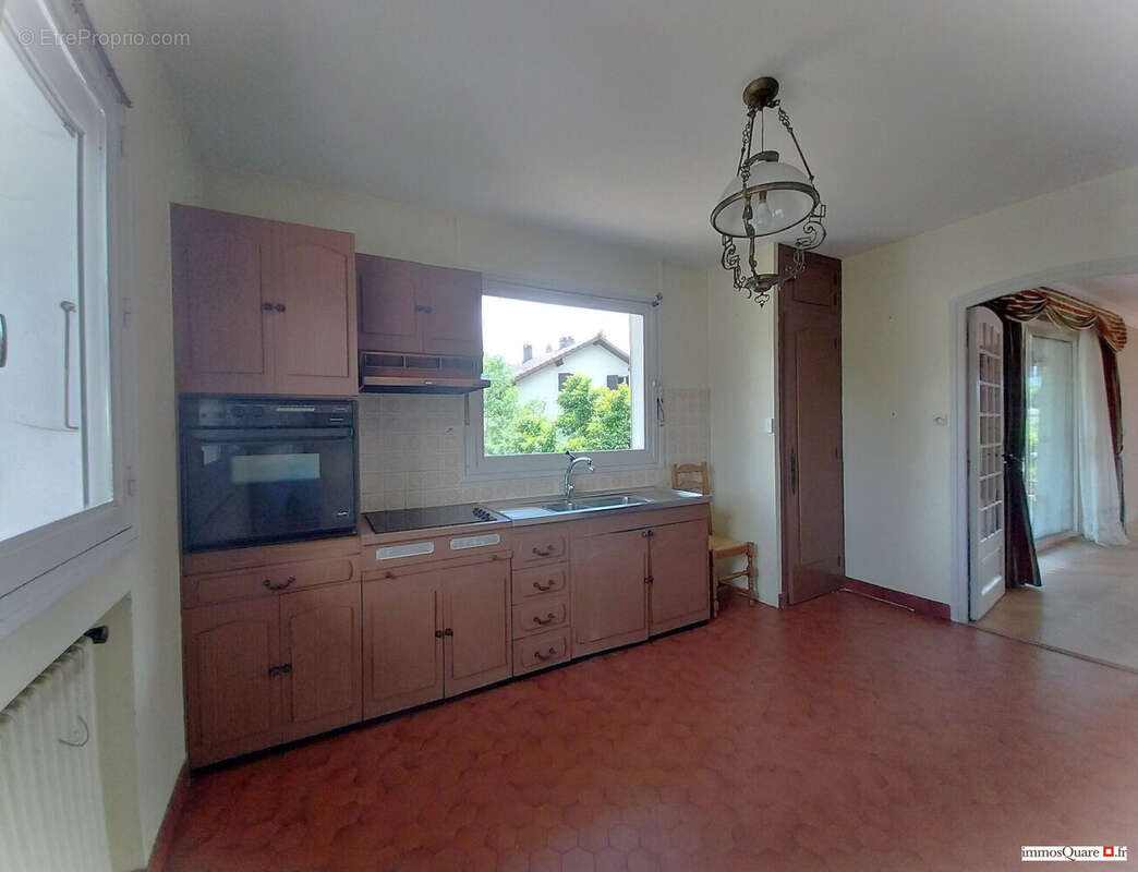 CUISINE  - Maison à MONTBONNOT-SAINT-MARTIN