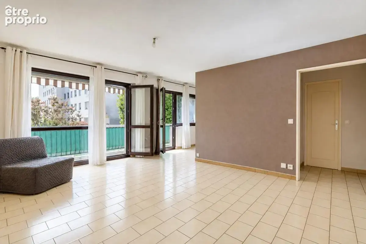 Appartement de 4 pièces de 83 m² à Brunoy - photo 4