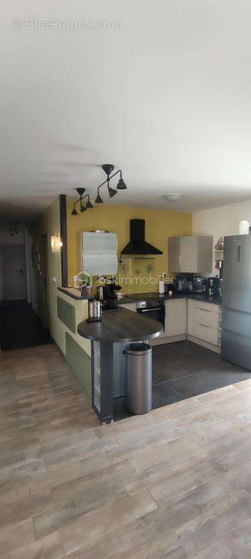 Maison à LACROIX-FALGARDE